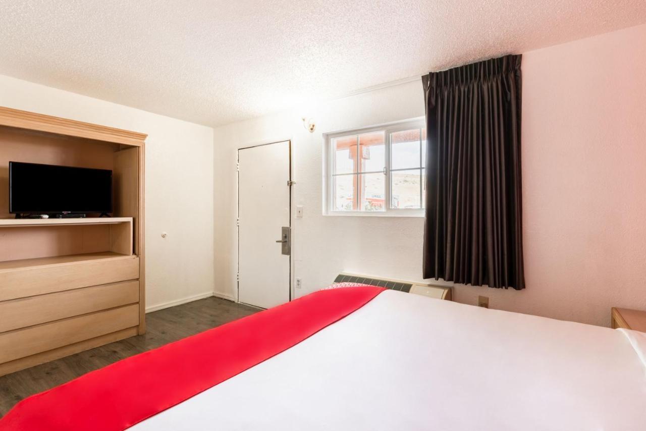 Oyo Hotel Globe / Miami Az - Highway 60 Bagian luar foto