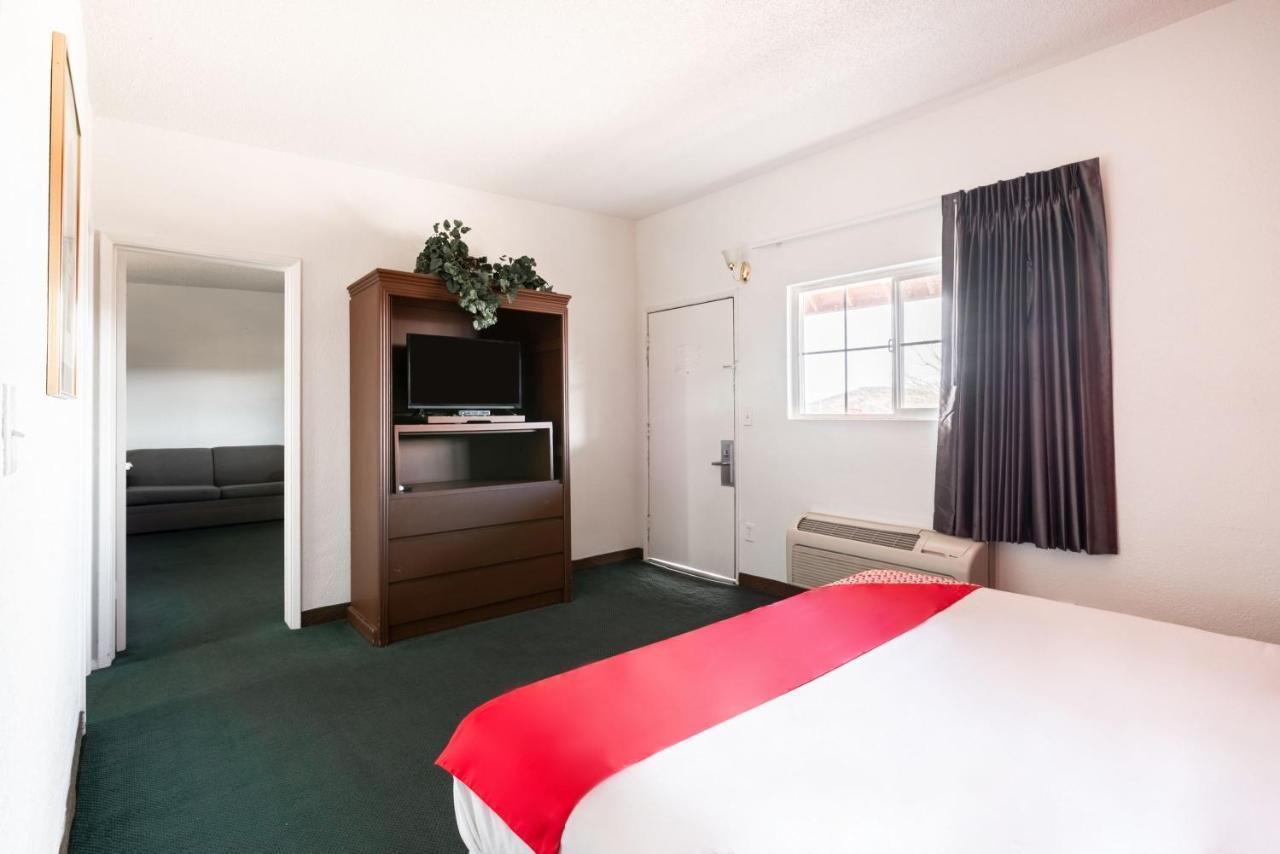Oyo Hotel Globe / Miami Az - Highway 60 Bagian luar foto