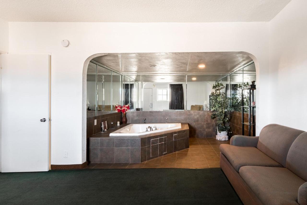 Oyo Hotel Globe / Miami Az - Highway 60 Bagian luar foto